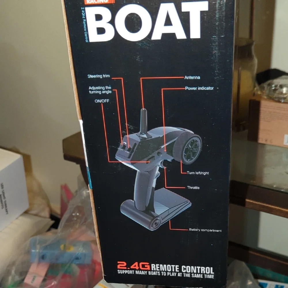 Remote Control Speed Boat - Picture 2 of 2